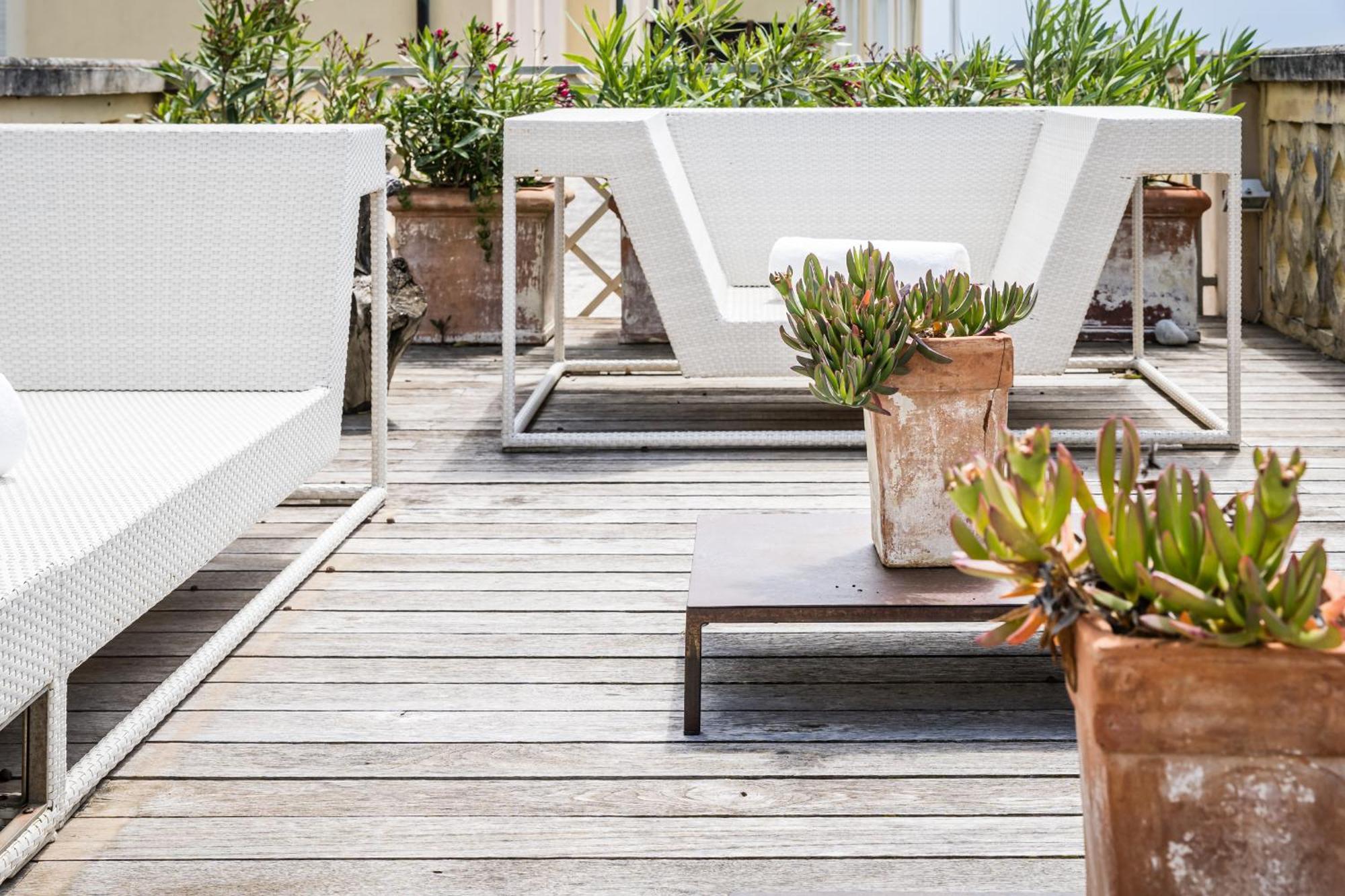 Amazing Sea View Flat Tirrenia